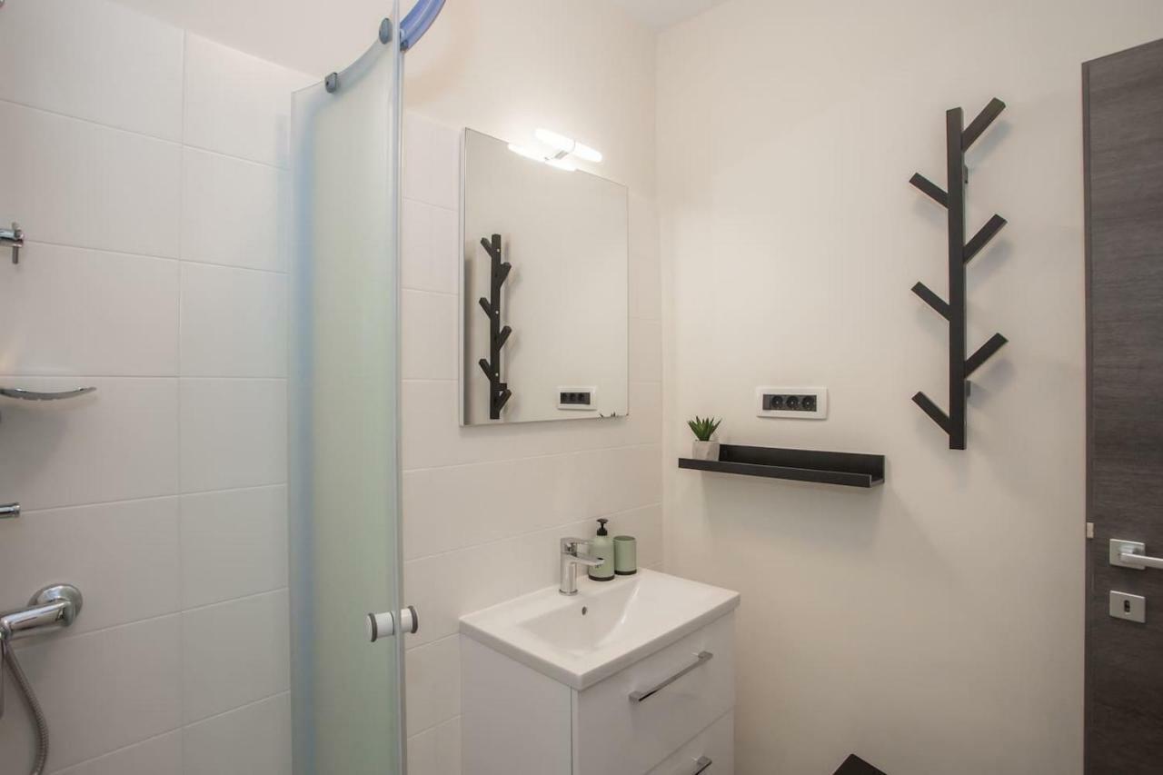 Caprice Studio Apartment 포레치 외부 사진