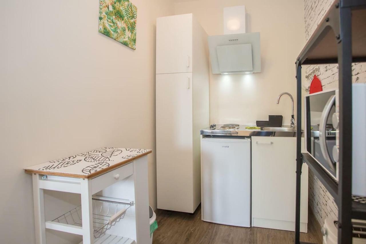 Caprice Studio Apartment 포레치 외부 사진