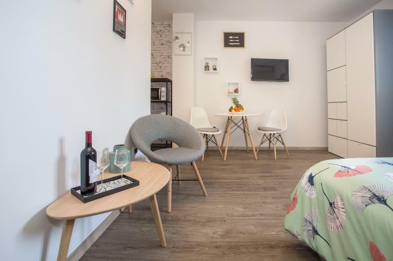 Caprice Studio Apartment 포레치 외부 사진